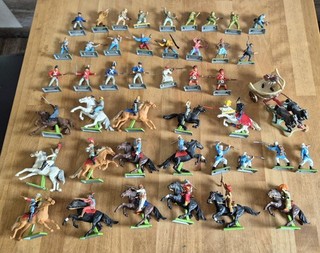 Britains Deetail Mexican Soldiers Knights Chariots Etc Figures Bundle