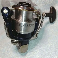 DAIWA CERTATE 2500 Spinning Reel Fishing Silver Black Tested Working Condition
