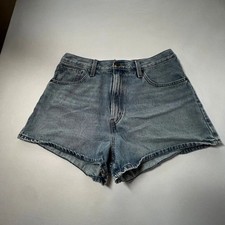Levis Women High Rise Denim Shorts Light Blue Wash Shorts size 32 NWOT