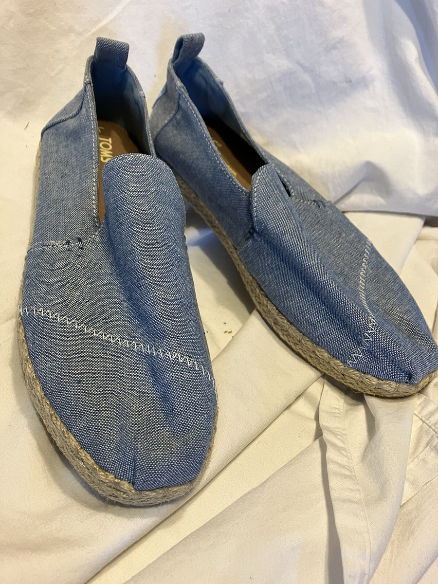 Tom’s Women’s 7w Denim With Jute Slip On