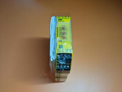 Pilz 750105 PNOZ s5 Sicherheitsschaltgerät 24VDC 2 n/o 2 n/o t