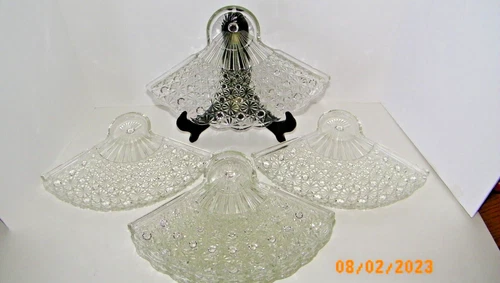 ANCHOR HOCKING Fan Shape DAISY & BUTTON Crystal Glass Snack Plate Set 6 PRISTINE