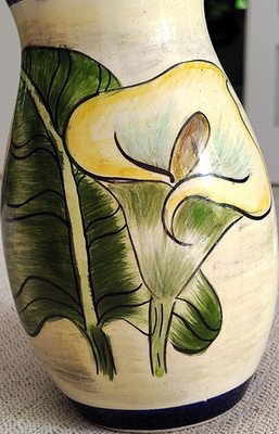 Hand Painted Vase. Calla Lily,  Beige Green Yellow Black Flowers Pattern