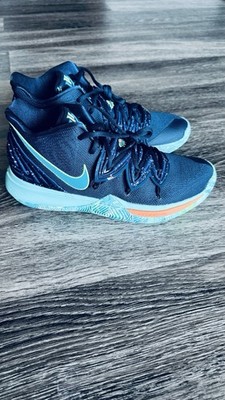 Size 11.5 - Nike Kyrie 5 UFO - AO2918-400 for sale online | eBay display picture 2