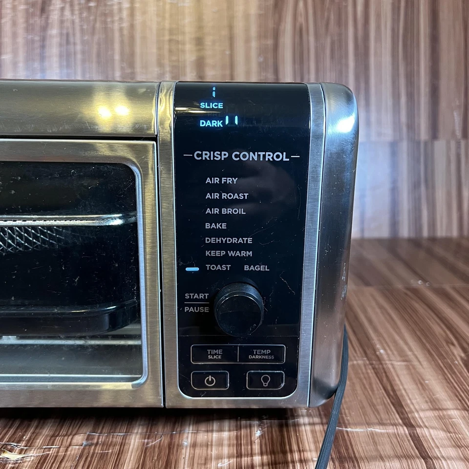 Ninja Foodi Digital Air Fry Oven Toaster 8-in-1 Crisp Control Flip-Up Stainless - Image 2 of 4
