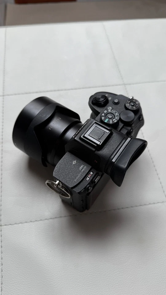 Sony A 7riv Mirrorless Camera, E-mount, Black, with Lens- Zeiss f/1.8 55m - Image 4 of 4