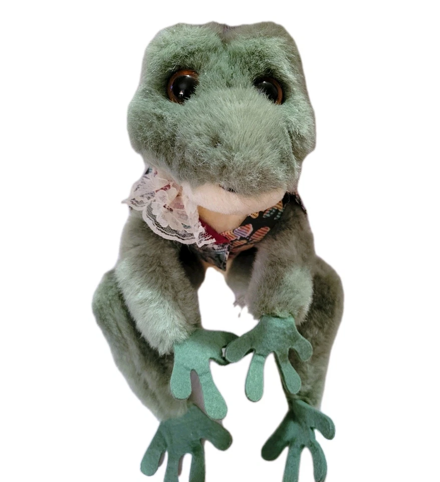 Vintage Green Frog Plush Little Cuddlers Douglas Vest Lace Felt Hand  9" Korea - Image 2 of 4