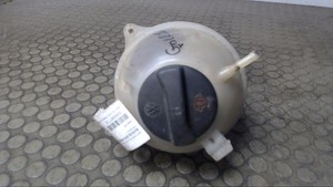Ausgleichsbehälter VW Golf 19 E 12 Monate Garantie Sofortversand