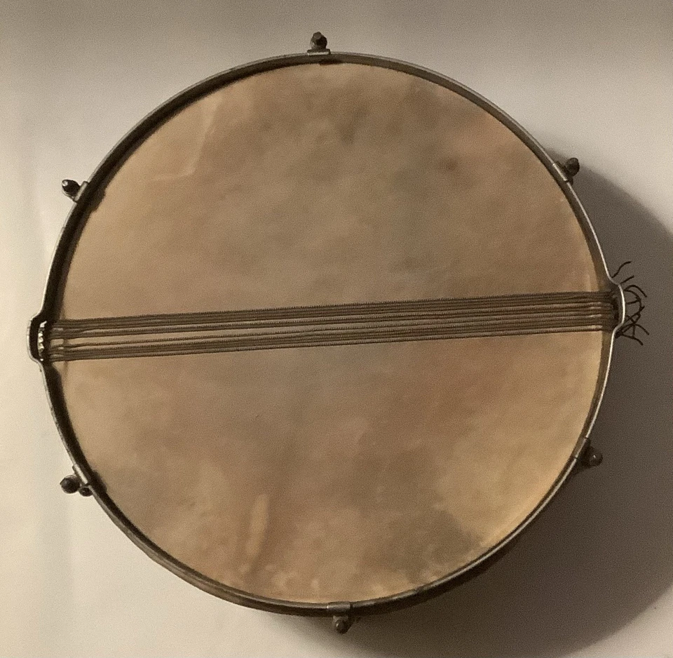 PLATILLO VINTAGE 1920 Ludwig 5"x15" Universal SRARE TAMBOR Dos Piezas Carcasa Latón 10" Foto 4 de 4