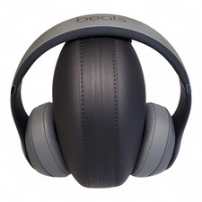 Beats Studio3 Wireless Headphones  Grey Matte, Mint Condition ANC w/ Case