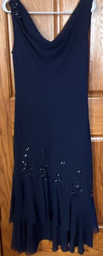 Xscape by Joanna Chen maxi sleeveless layered gown with beads Size 12P