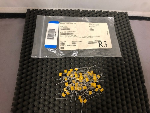 48 Stück SR305C105K Mehrschicht-KERAMIKKONDENSATOR 1uf 50V 10% AVX | NEU