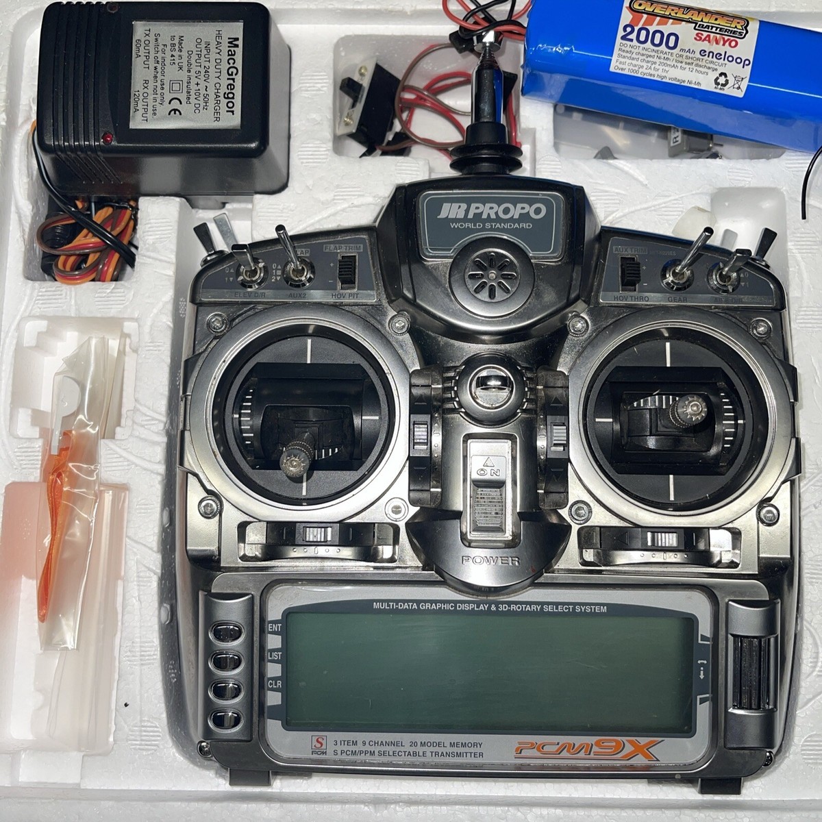 JR PCM9X Radio Control System 35MHz Transmitter Receiver Battery