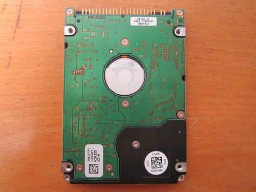 Hitachi 30GB PATA IDE 2.5" Laptop Hard Disk Drive HDD IC25N030ATMR04-0 (I126-A) - Picture 11 of 12