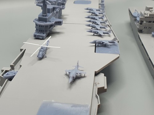 Falklands Task Force Set 1:350 Waterline Model Ships - Picture 6 of 11