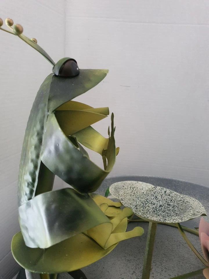 Frog Water Fountain Rustic Farmhouse Indoor Outdoor Decor - Image 3 of 4