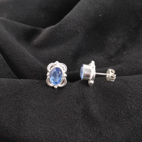Tanzanite Gemstone 925 Sterling Silver Earring Handmade jewelry Earring Gift For - Picture 2 of 3