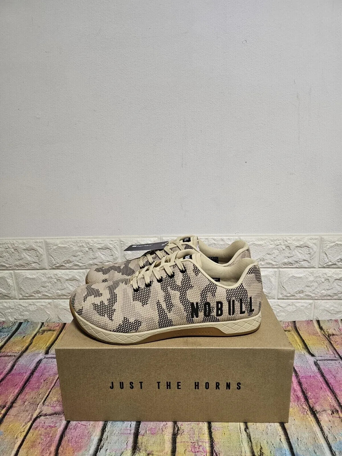 Nobull Superfabric Entrenador Zapatos de Entrenamiento Reino Unido 11.5 Unisex PVP £ 150 Arena Camuflaje