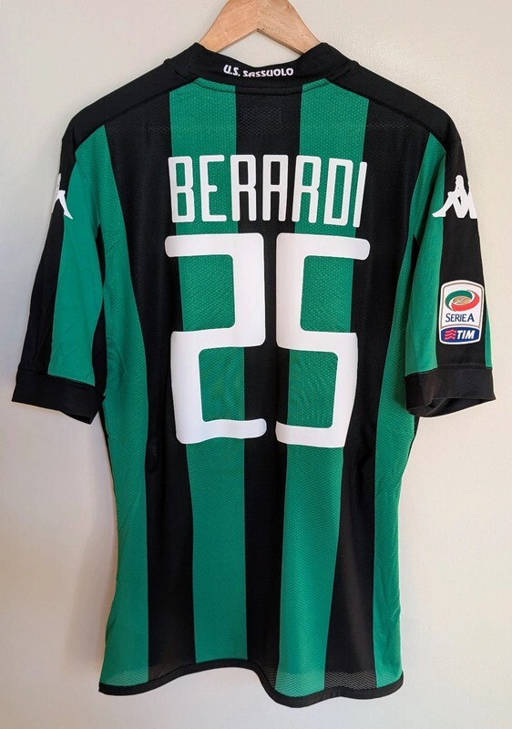 Maillot Sassuolo Berardi 25 Vintage 2015-2016 en taille L couleur vert et noir pour collectionneur