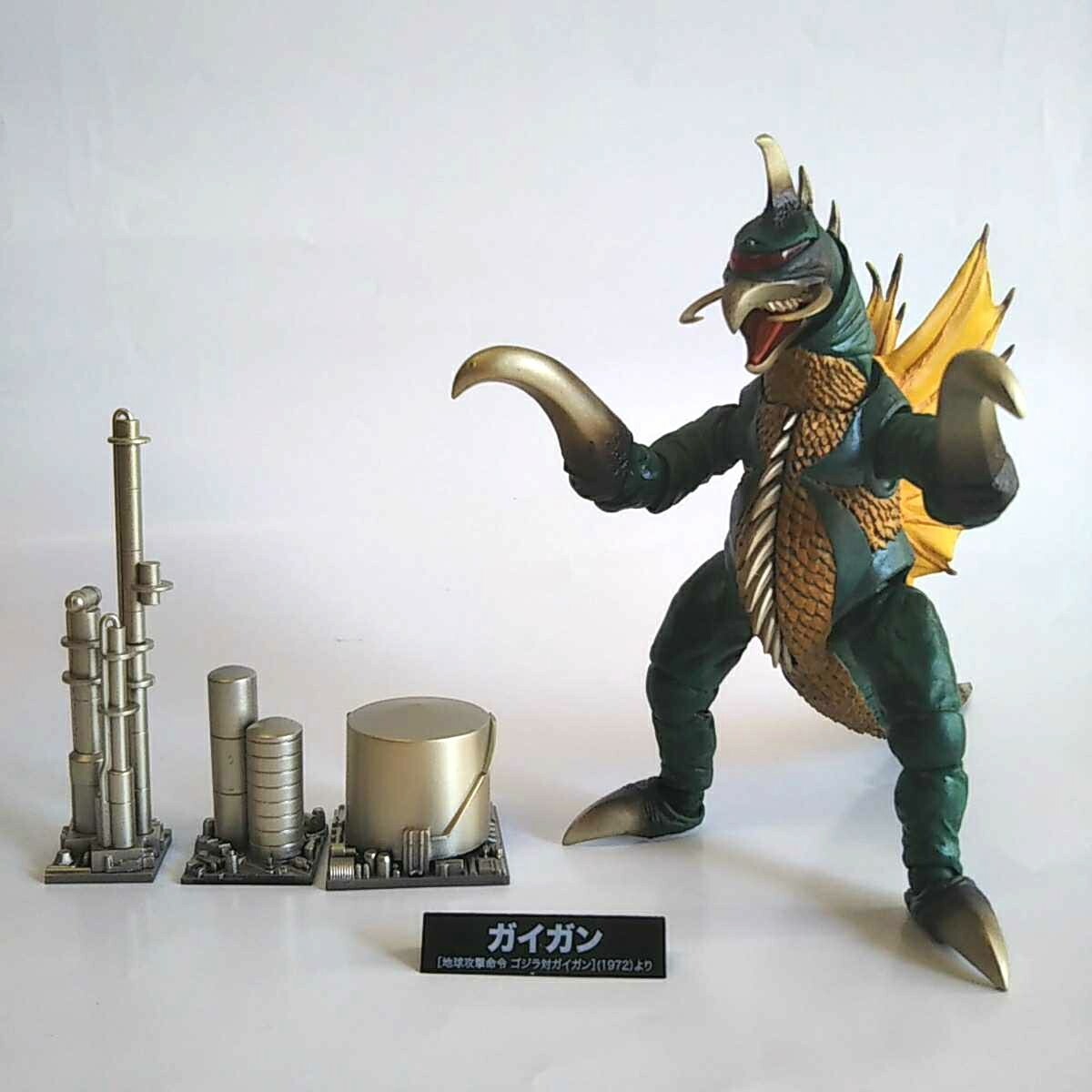 revoltech godzilla