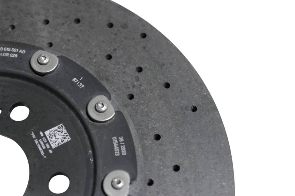 Rotor de disco de freio Audi RS6 RS7 traseiro esquerdo carbono cerâmica 2021 - 2024 fabricante de equipamento original - Imagem 2 de 4