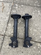 Ford Anglia 105e Front Suspension Struts Shock Lower Towers For Disc Brakes Ford Anglia 105e Front Suspension Struts Shock Lower Towers For Disc Brakes