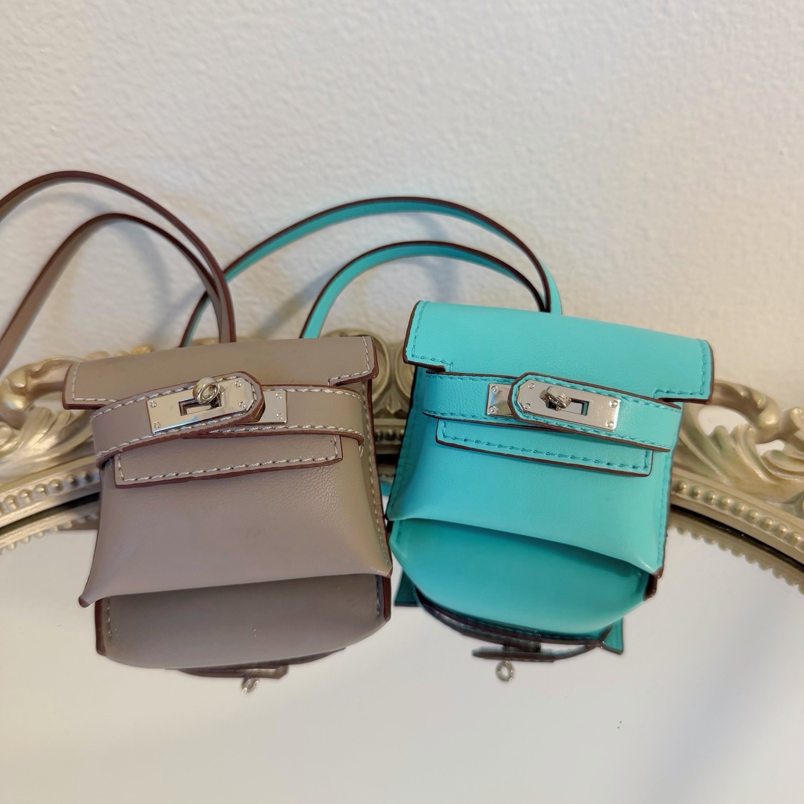 Chic Mini Turn-Lock Bag Charm