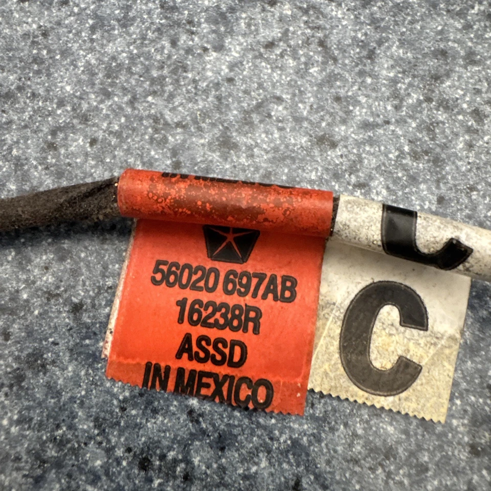 OEM 1998-2002 Dodge Ram 1500-3500 Ext Cab Rear Door Wiring Harness 56020697AB - Image 4 of 4