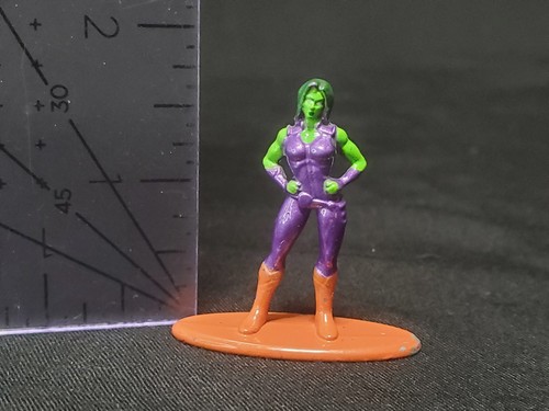 Jada Toys Nano Metalfigs Marvel She-Hulk 1.75" Diecast Figurine - Picture 2 of 5