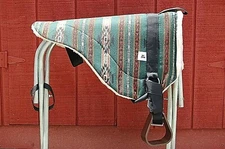 BAREBACK SADDLE PAD GREEN WITH REMOVEABLE STIRRUPS ADJUSTABLE HORSE SIZE