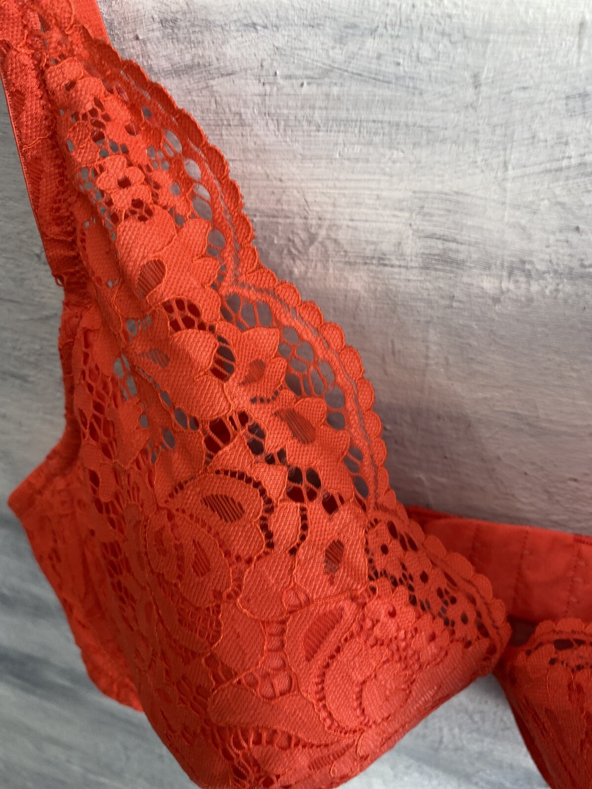 AMBRIELLE Natural Comfort Full Coverage Lace U/W Bra 36B 34C 36C - Intense  Coral