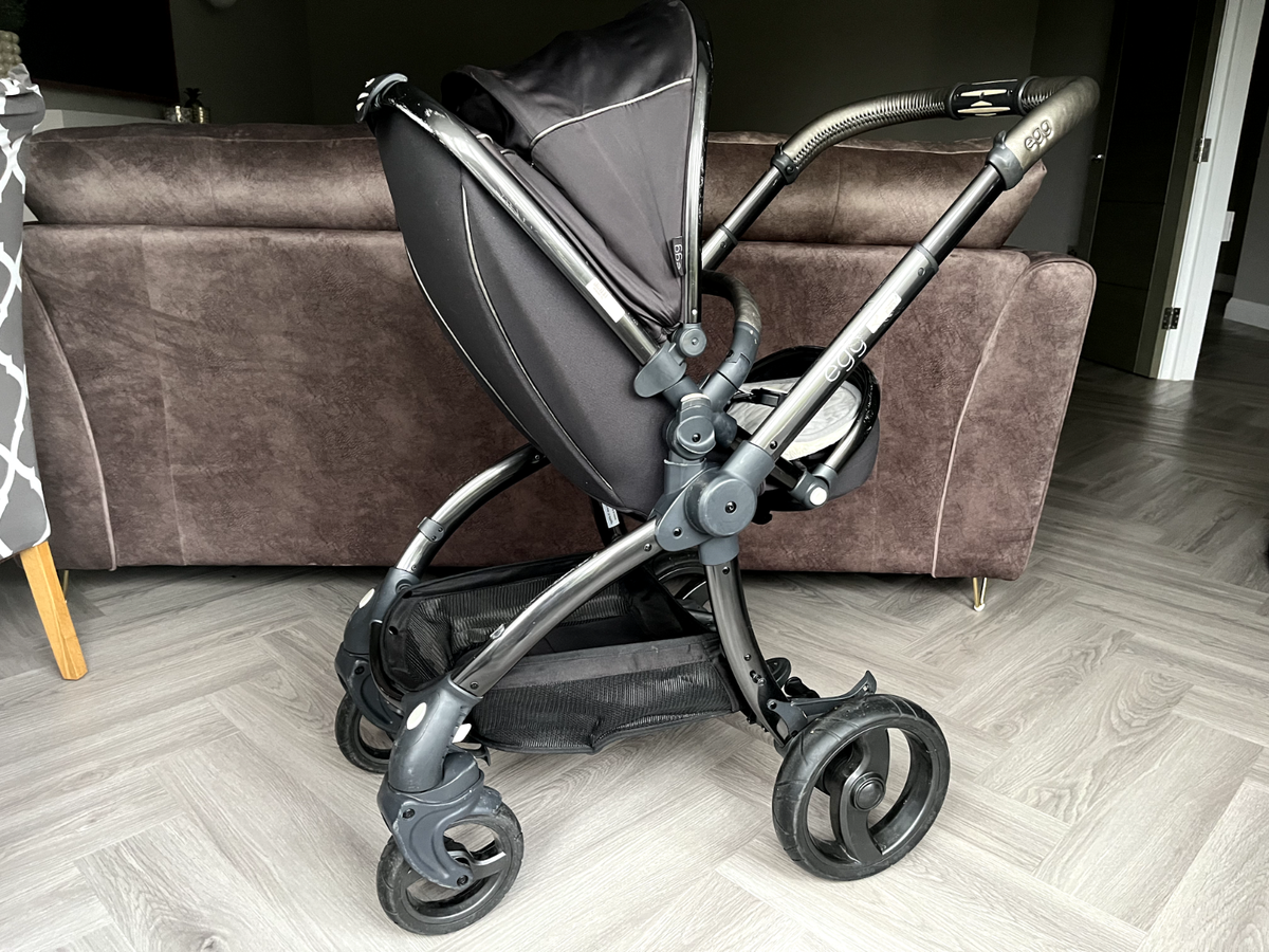 Egg Stroller- Quantum Grey- Full Travel System UK