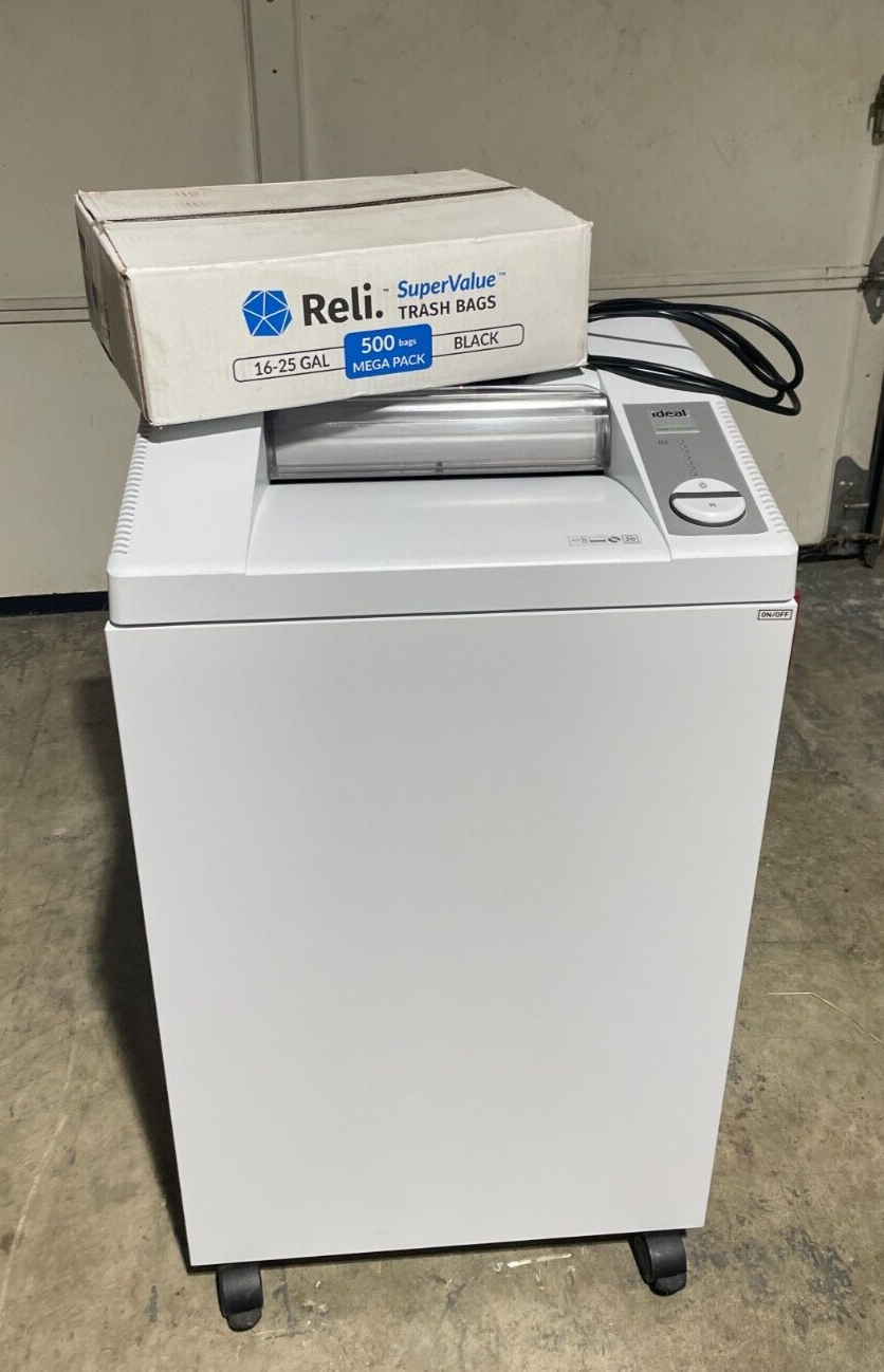 IDEAL 3104 Strip-Cut P-2 Paper Shredder with 500ct Reli. SuperValue Trash Bags-image