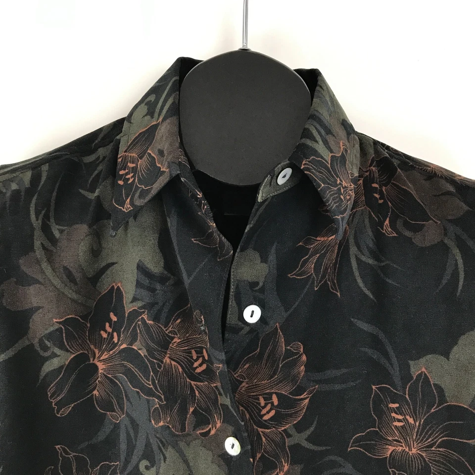 Top floral con botones La Cabana para mujer manga larga mediana elástico carrera informal Foto 2 de 4