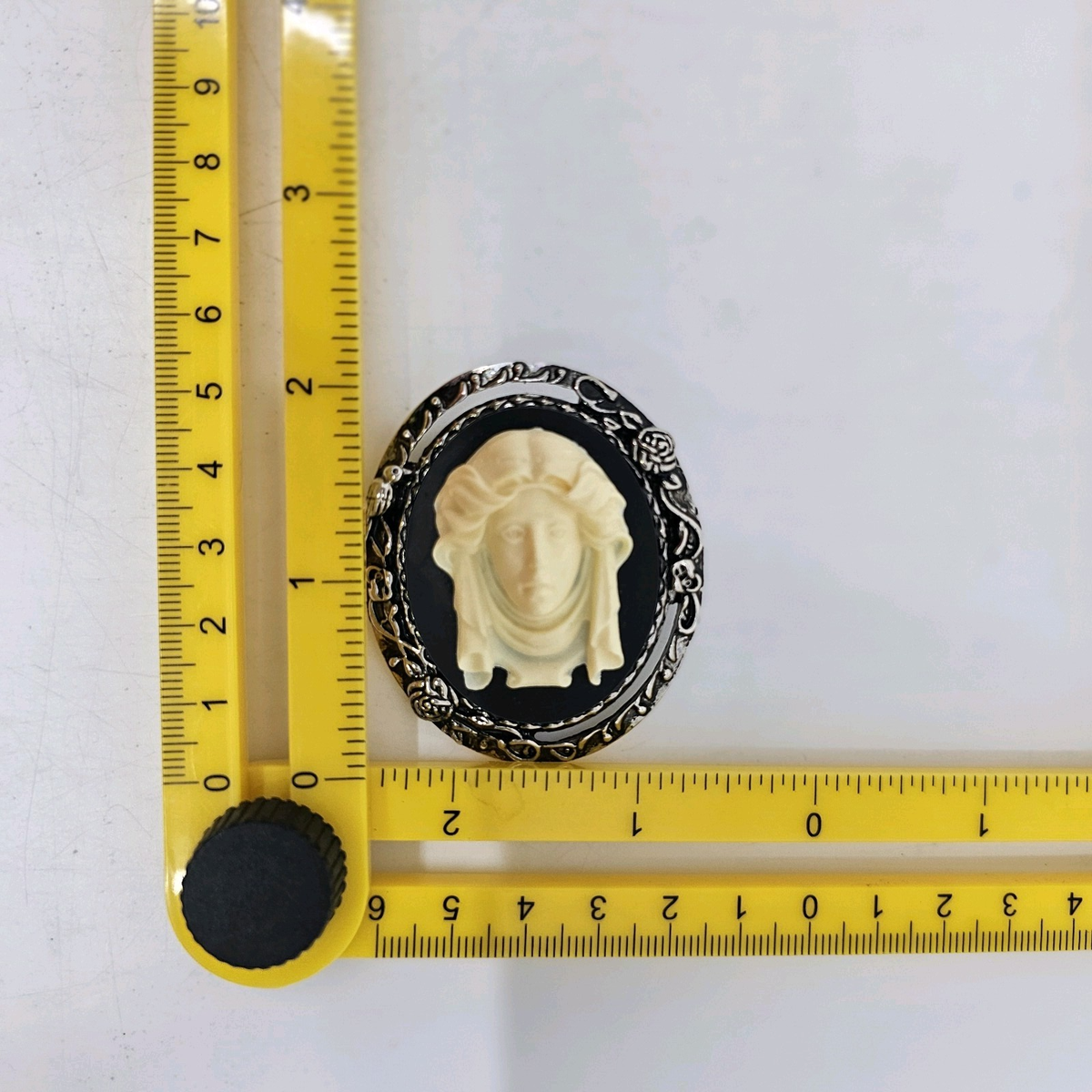 Disney Haunted Mansion Madame Leota Brooch Pin Black Silver 2.25