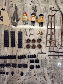 LEGO (6261) Pirates System: Raft Raiders 100% w/ Box Instruction Mini Figures