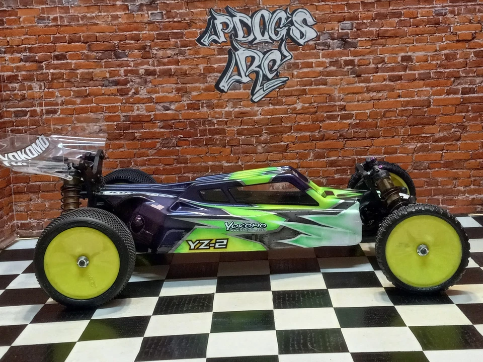TEAM YOKOMO YZ2CA ROLLER W/CUSTOM PAINTED JCONCEPTS BODY - Image 2 of 4