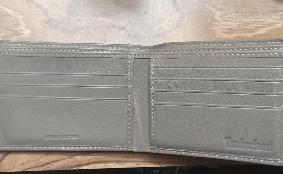 Mens TIMBERLAND charcoal Gray Leather RFID Blocking Bifold Wallet - Image 4 of 4
