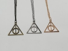 Harry Potter DEATHLY HALLOWS Symbol Pendent Necklace Gold Silver Or Bronze Tone