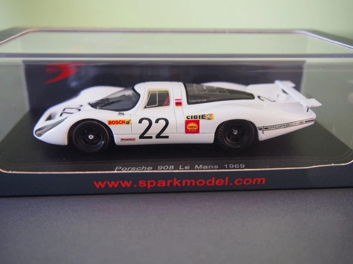 SLM - 1:43 - Delahaye 135CS Ecurie Meyrat Le Mans '49 #11