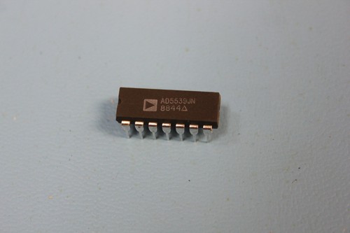 (39) Amplificador operativo Analog Devices AD5539JN - Imagen 2 de 3