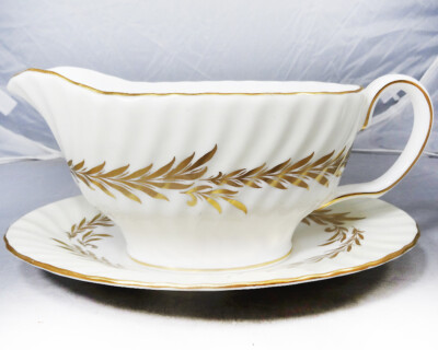 GOLDEN SYMPHONY H4919 by Minton Gravy Boat & Stand NEW NEVER USED made England