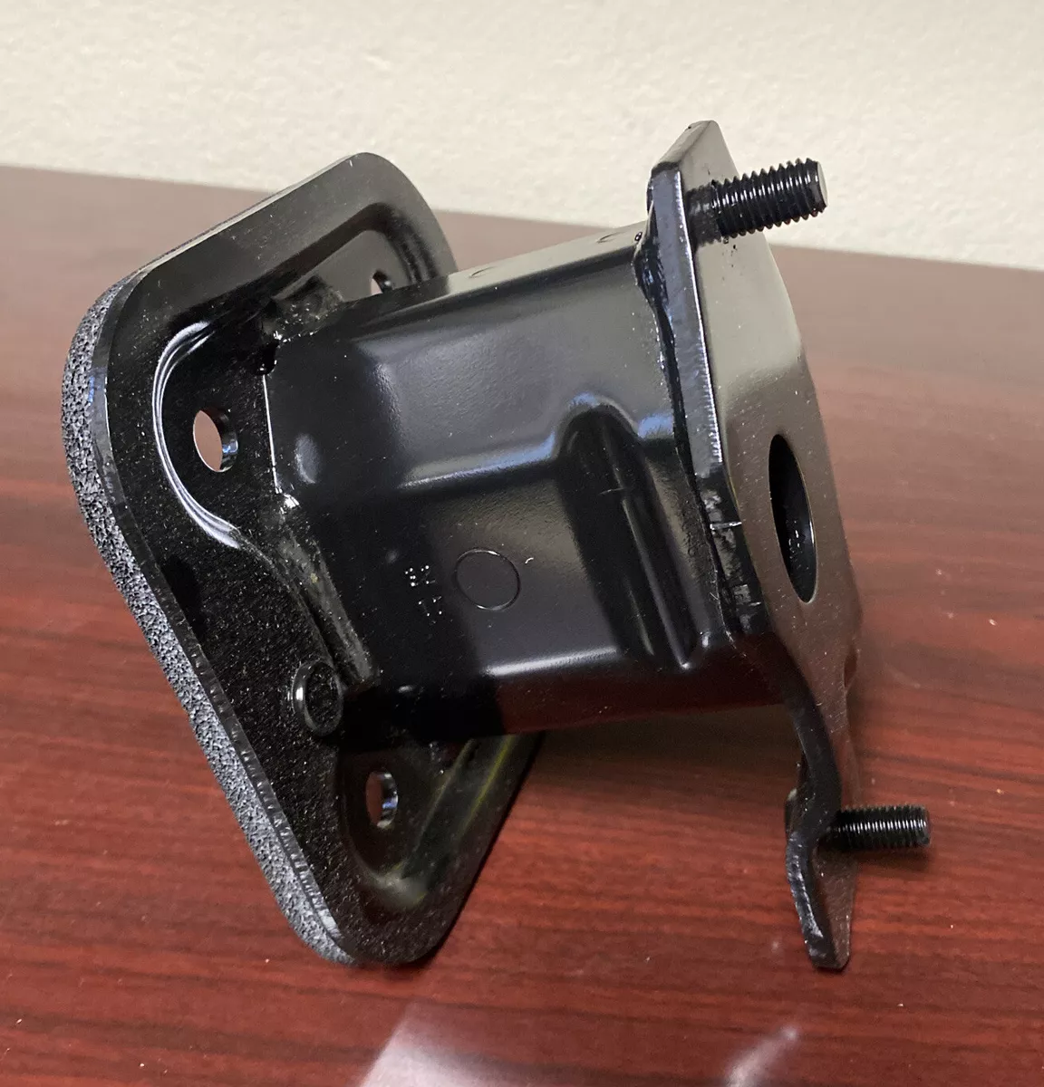 GENUINE BMW Bumper Carrier Bracket 51127163197 | eBay