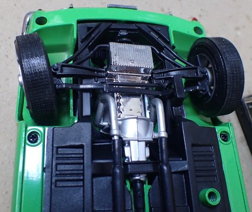 RARE 1/18 FORD MUSTANG 350 GT GREEN UNIVERSAL HOBBIES w/ Motorcraft Display Case - Picture 16 of 24