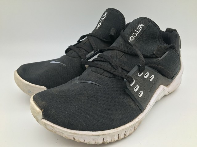 nike training metcon tr 2 in black