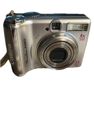 Canon PowerShot A560 7.1MP Digital Camera 4x Zoom Silver Case/cord