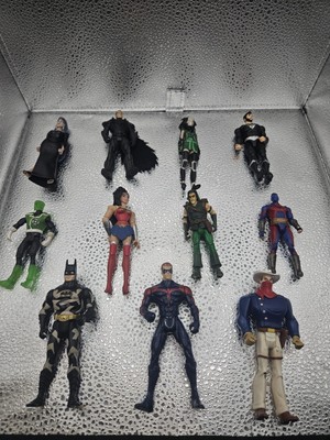 DC UNIVERSE Lot Of 11 Batman,Superman, Green Arrow And More 3.5''--5.5'' Loose