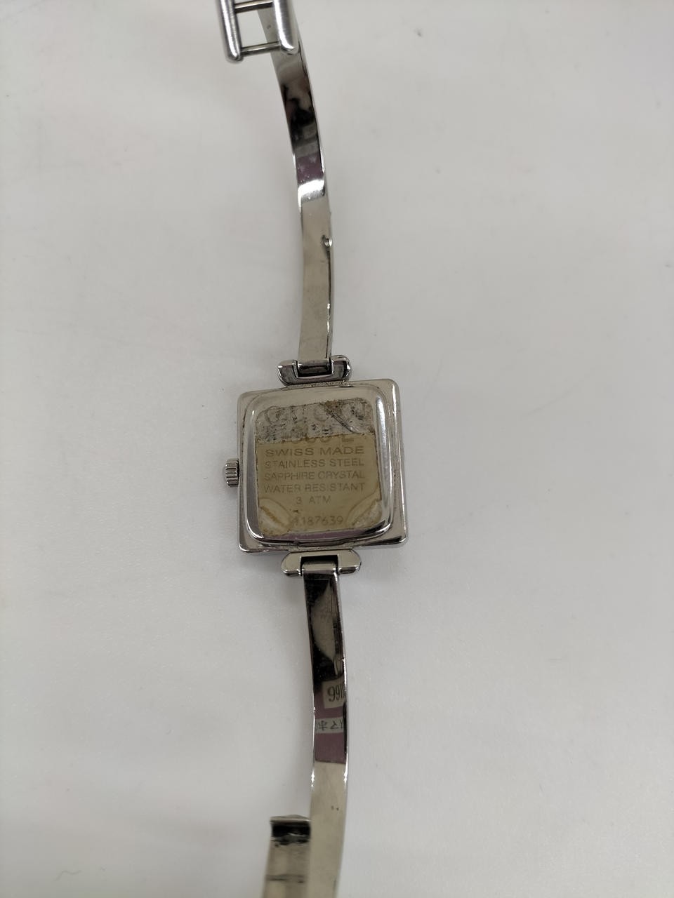 Gucci 1900L Ladies Quartz Watch Silver Stainless Steel Used thumbnail 5