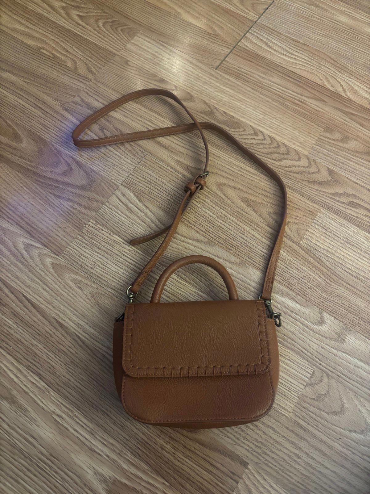 Universal Threads Crossbody - image 1