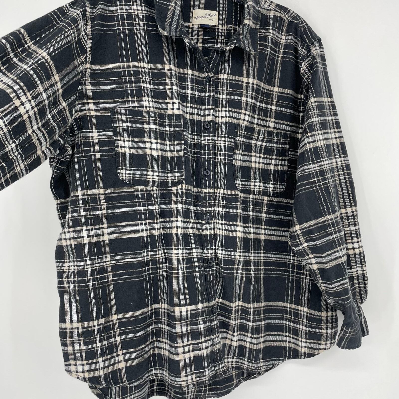 Universal Thread Long Sleeve Button-Up Plaid Top … - image 4